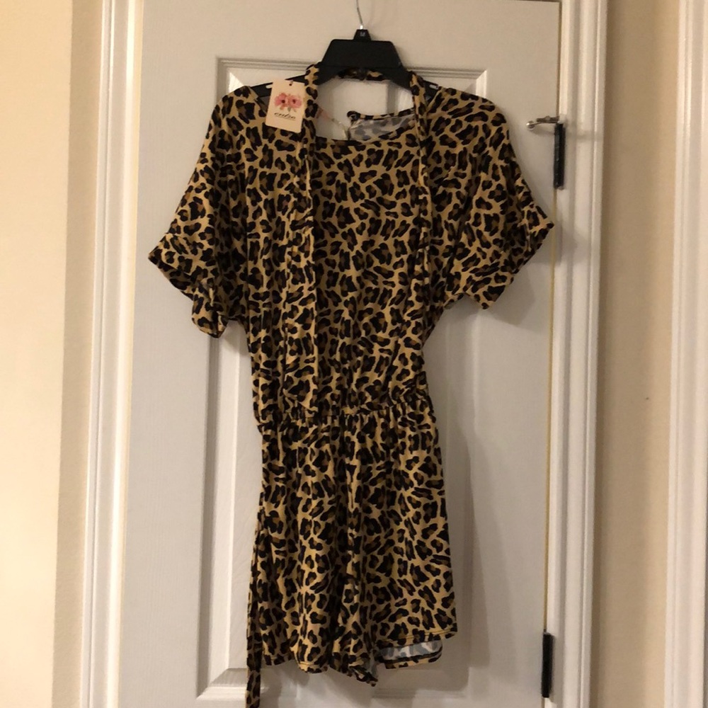 Leopard romper